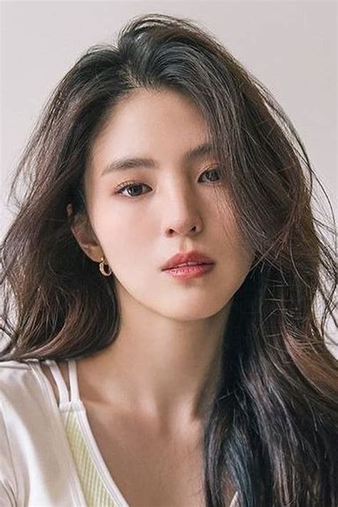 han so hee age and birthday